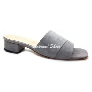 Sandales talon carré en daim gris - Zara2